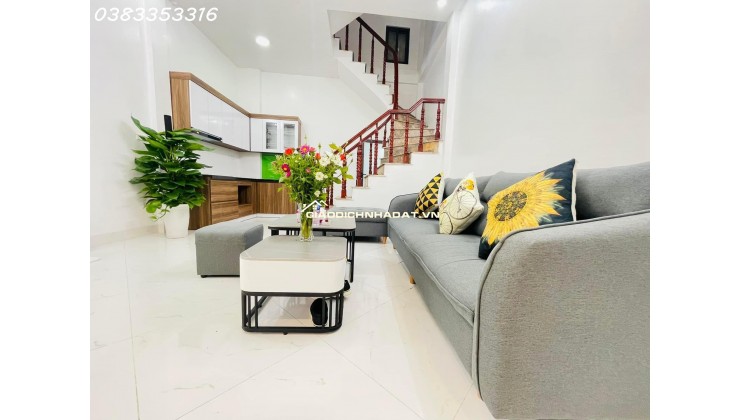 Bán nhà PHÚC LỢI ------- NGÕ TO NHƯ PHỐ -------- MT 4m 5 TẦNG ------------ HƠN 5TỶ